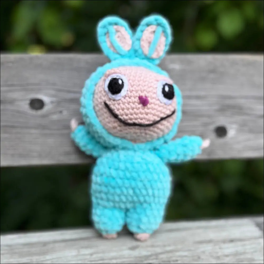 Labubu plush plush
