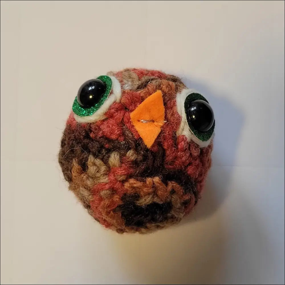 Cute close-up of a yarn stuffed bird from Senior Makes Sea Slug and Latte Cup Toys